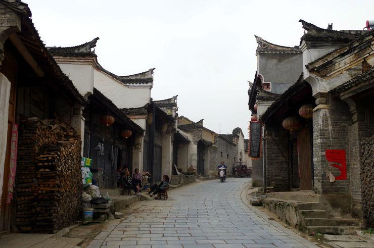 精灵的冒险之旅